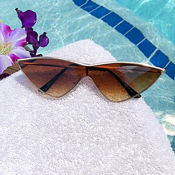 “Aurelie” Gold Metal Slim Cat Eye Sunnies - Picture 2 of 4